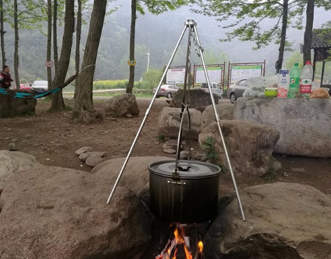 Collapsible Tripod Stove